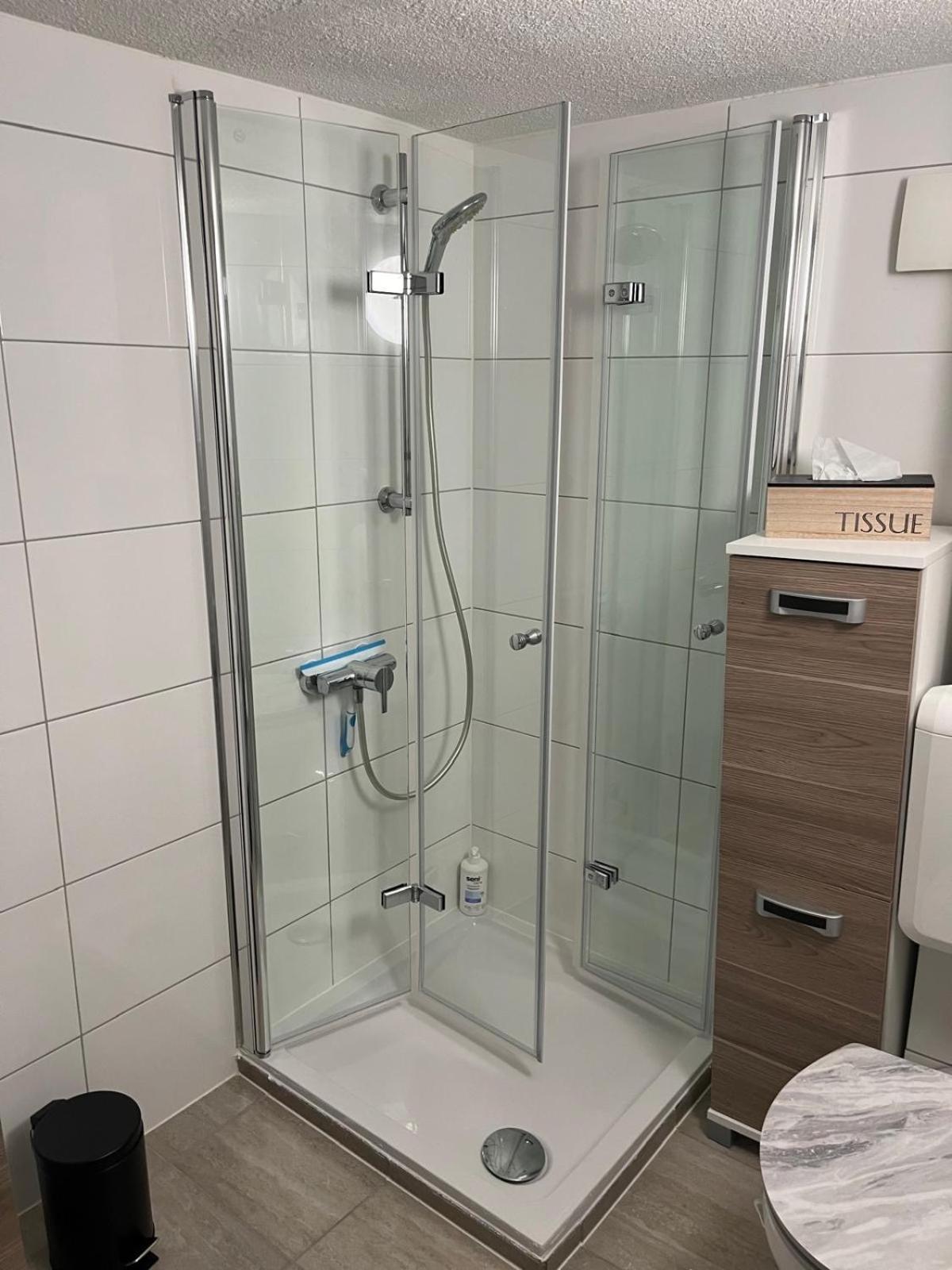 Waldstadt Homes, Изерлон Экстерьер фото