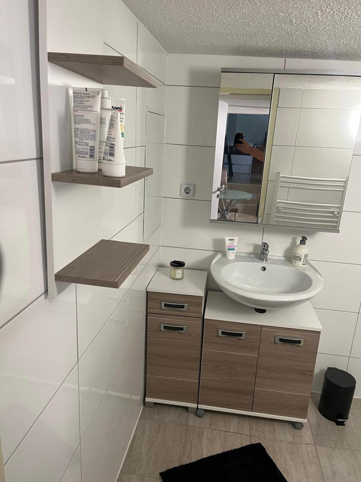 Waldstadt Homes, Изерлон Экстерьер фото
